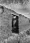 Construction en adobe, en terre crue, dans le désert, Chili