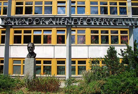 Alemania Una Calle Salvador Allende