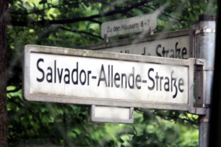 Salvador-Allende-Straße. Berlin