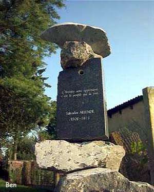Salvador Allende, monumento