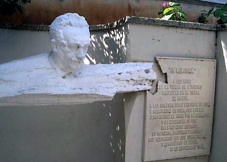 Salvador Allende, monumento