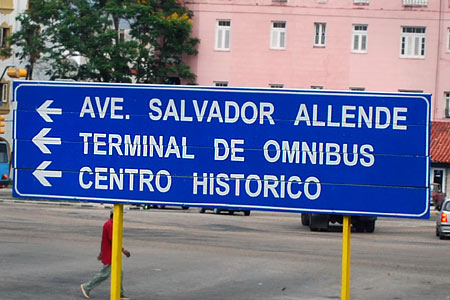 Avenida Salvador Allende en La Habana