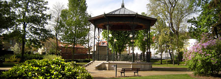 parc Salvador Allende. Montmagny, France