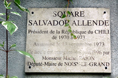 plaza Salvador Allende. Noisy-le-Grand