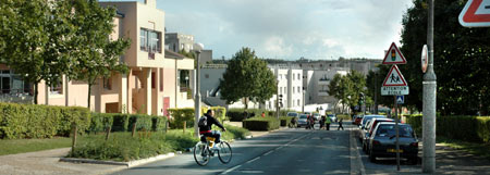 Avenue Salvador Allende. Torcy