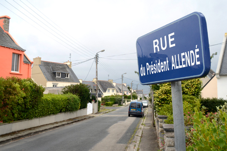 rue Salvador Allende. Treffiagat, France - Finistère