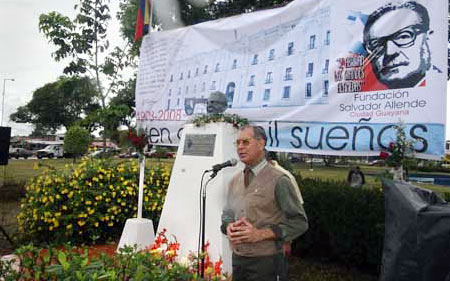 Salvador Allende, Venezuela, Guayana